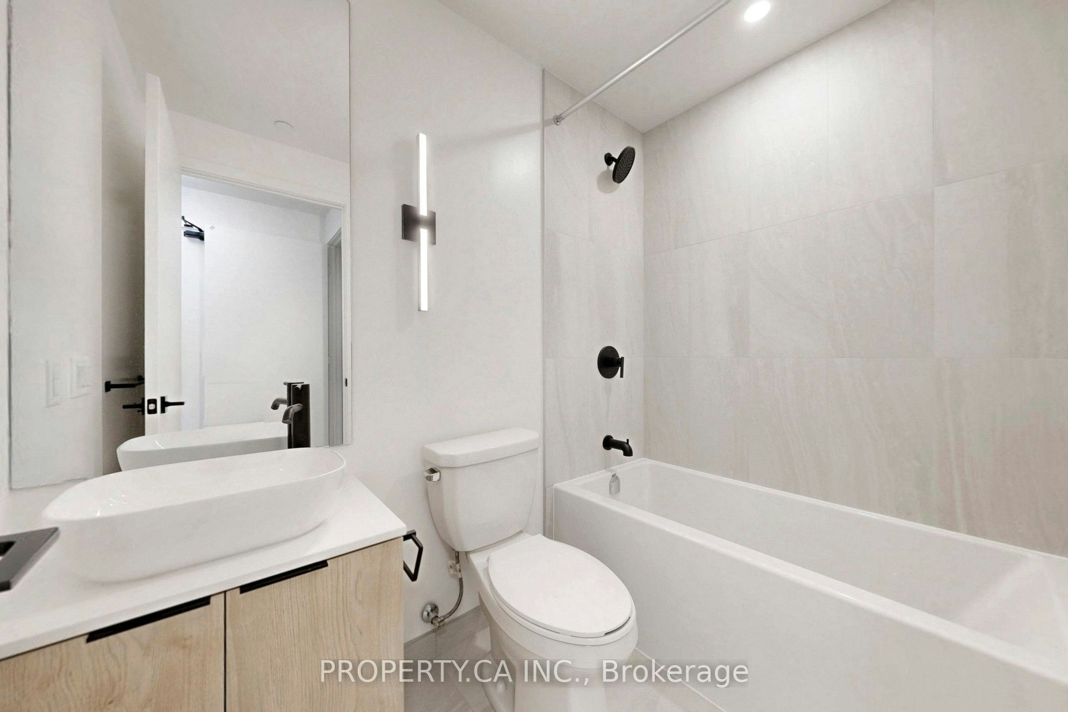 617-1185 Dupont Street, Toronto, ON, M6H 0G5 - 12