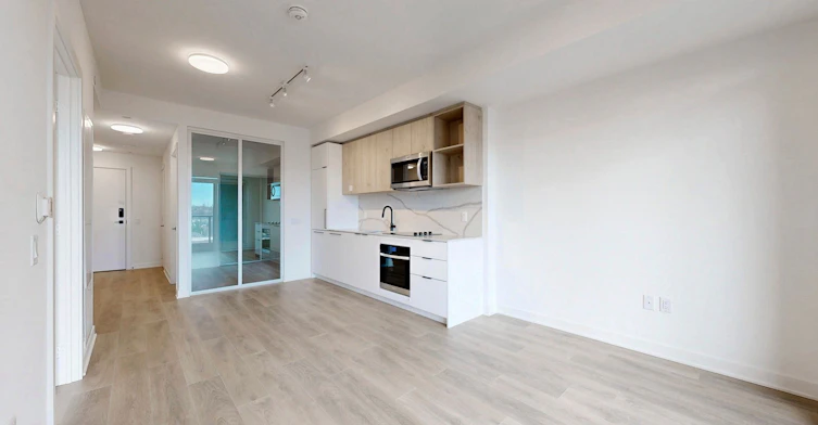 617-1185 Dupont Street, Toronto, ON, M6H 0G5 - 4