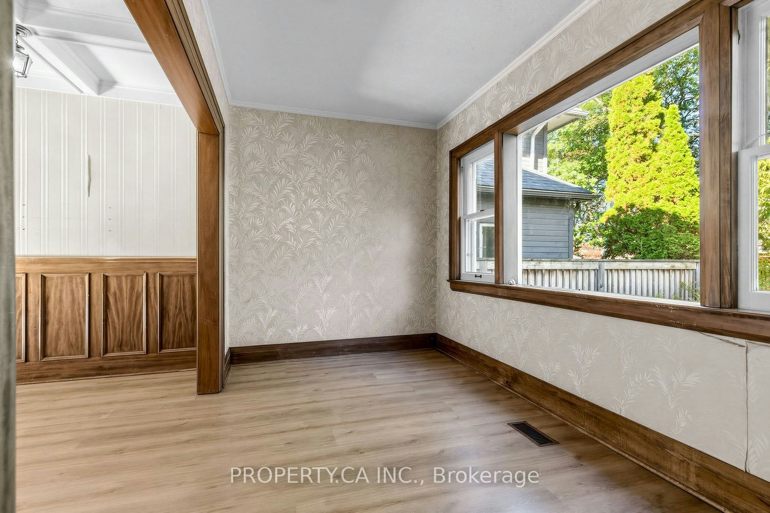 54 Baby Point Road, Toronto, ON, M6S 2G3 - 21
