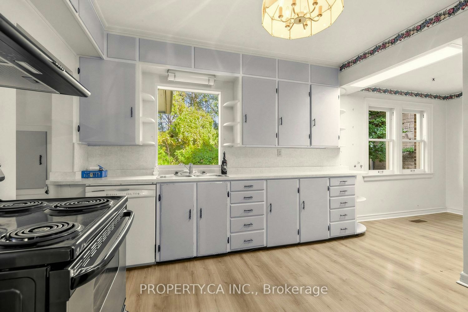 54 Baby Point Road, Toronto, ON, M6S 2G3 - 15