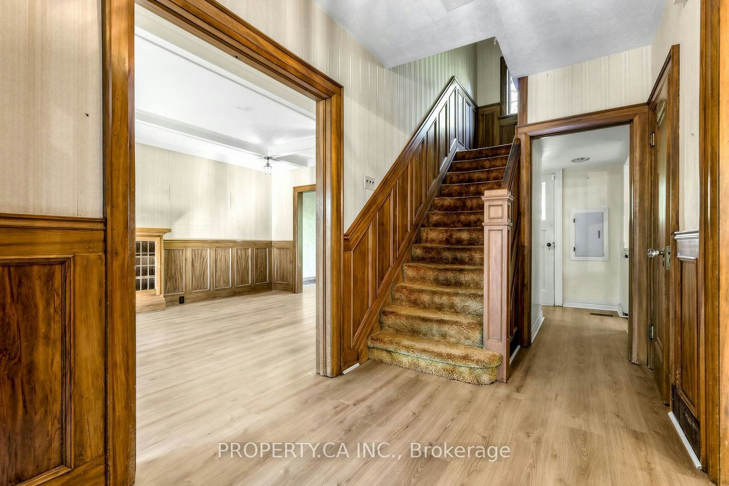 54 Baby Point Road, Toronto, ON, M6S 2G3 - 4