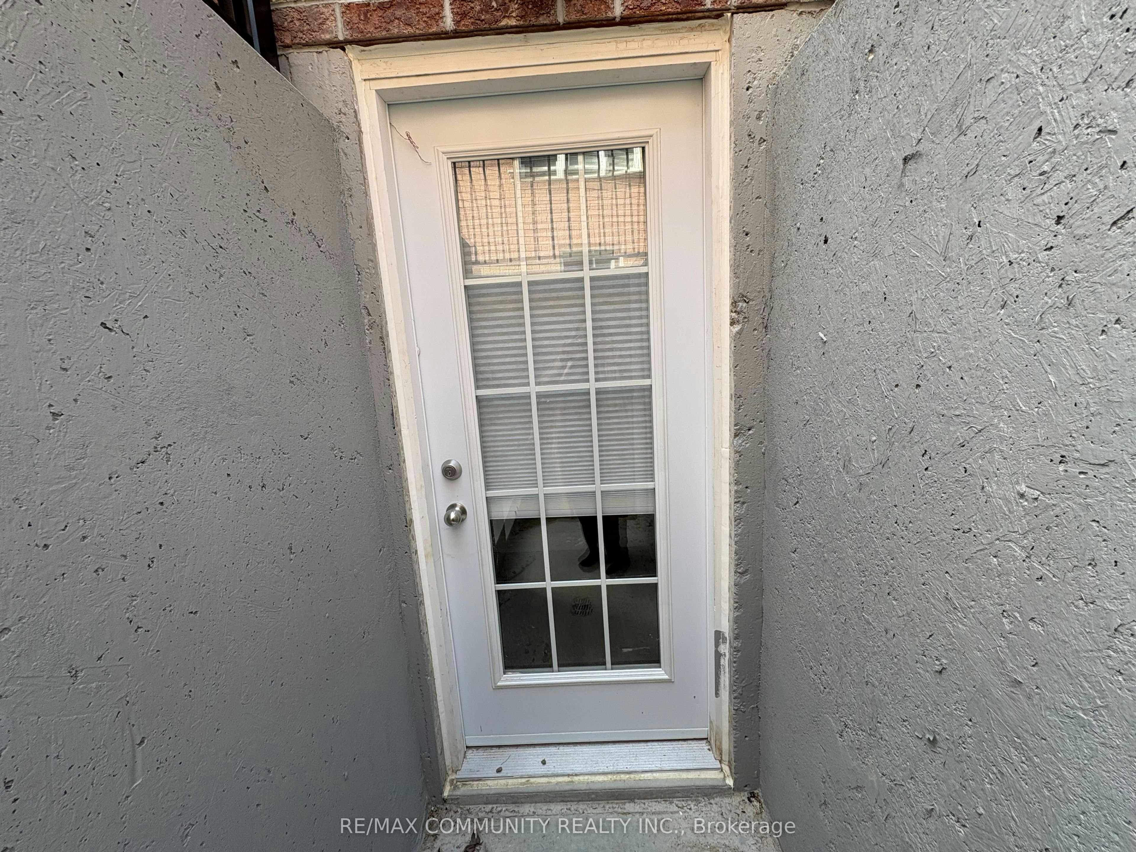 LOWER-60 Saint Hubert Drive, Brampton, ON, L6P 1Y5 - 3