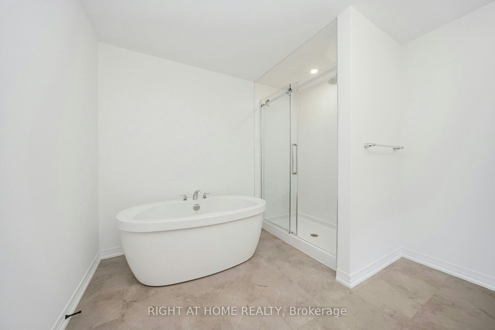 15 Kings Hill Drive, Brampton, ON, L7A 0B8 - 30