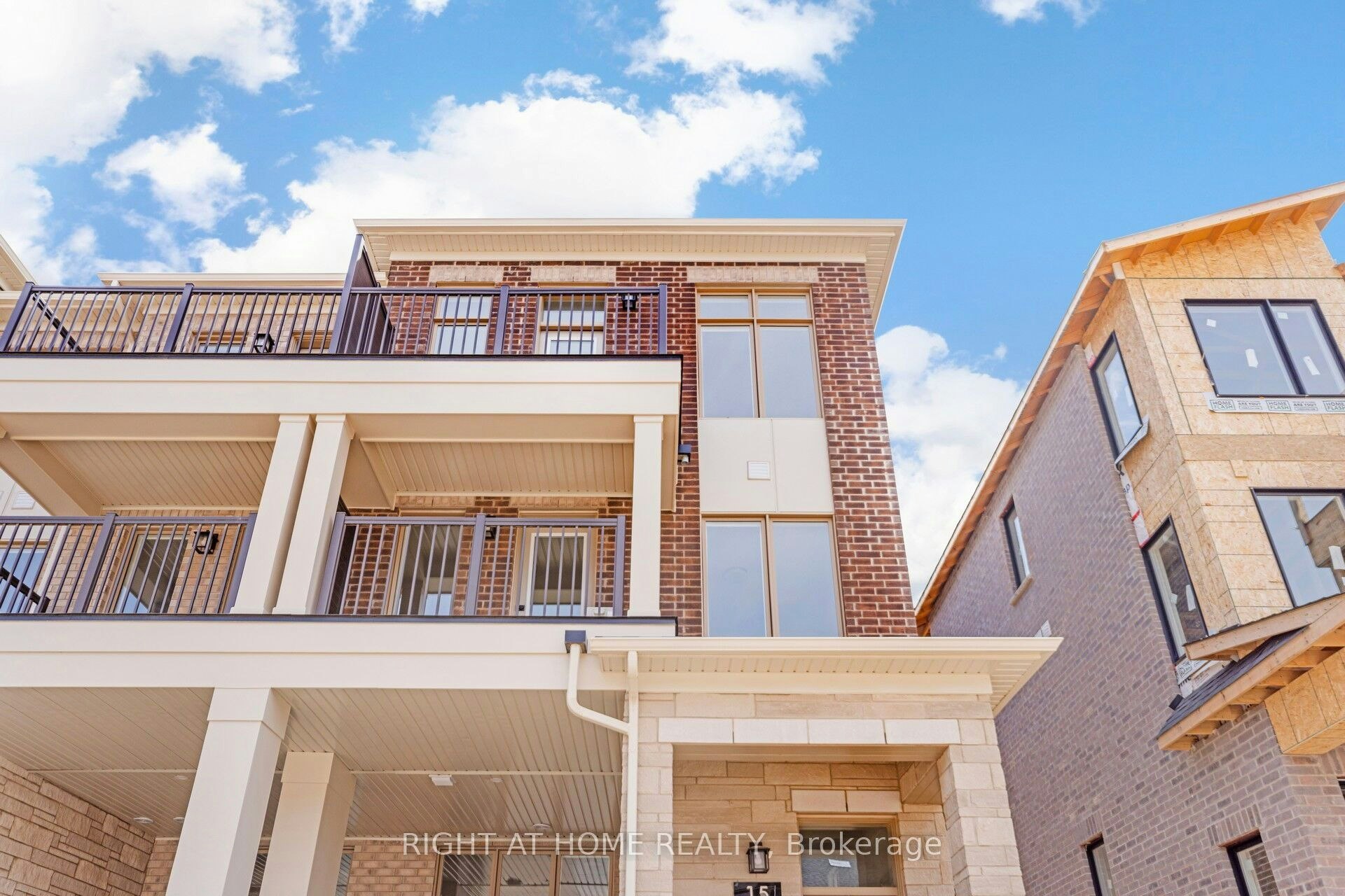 15 Kings Hill Drive, Brampton, ON, L7A 0B8 - 2