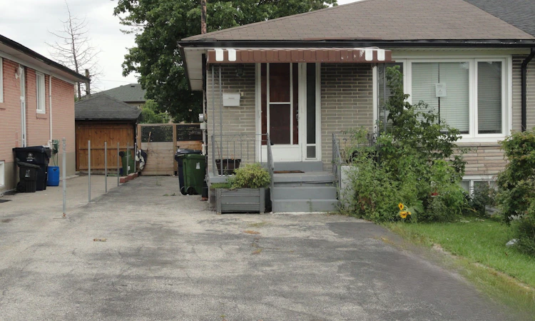 23 Chalkfarm Dr Drive