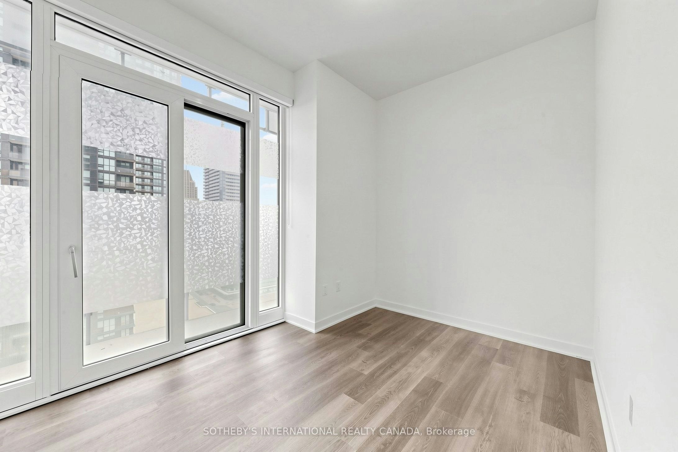 1809-3900 Confederation Parkway, Mississauga, ON, L5B 0M3 - 16