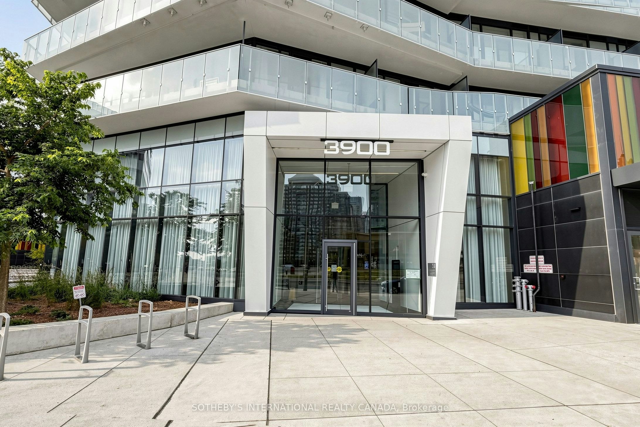1809-3900 Confederation Parkway, Mississauga, ON, L5B 0M3 - 2