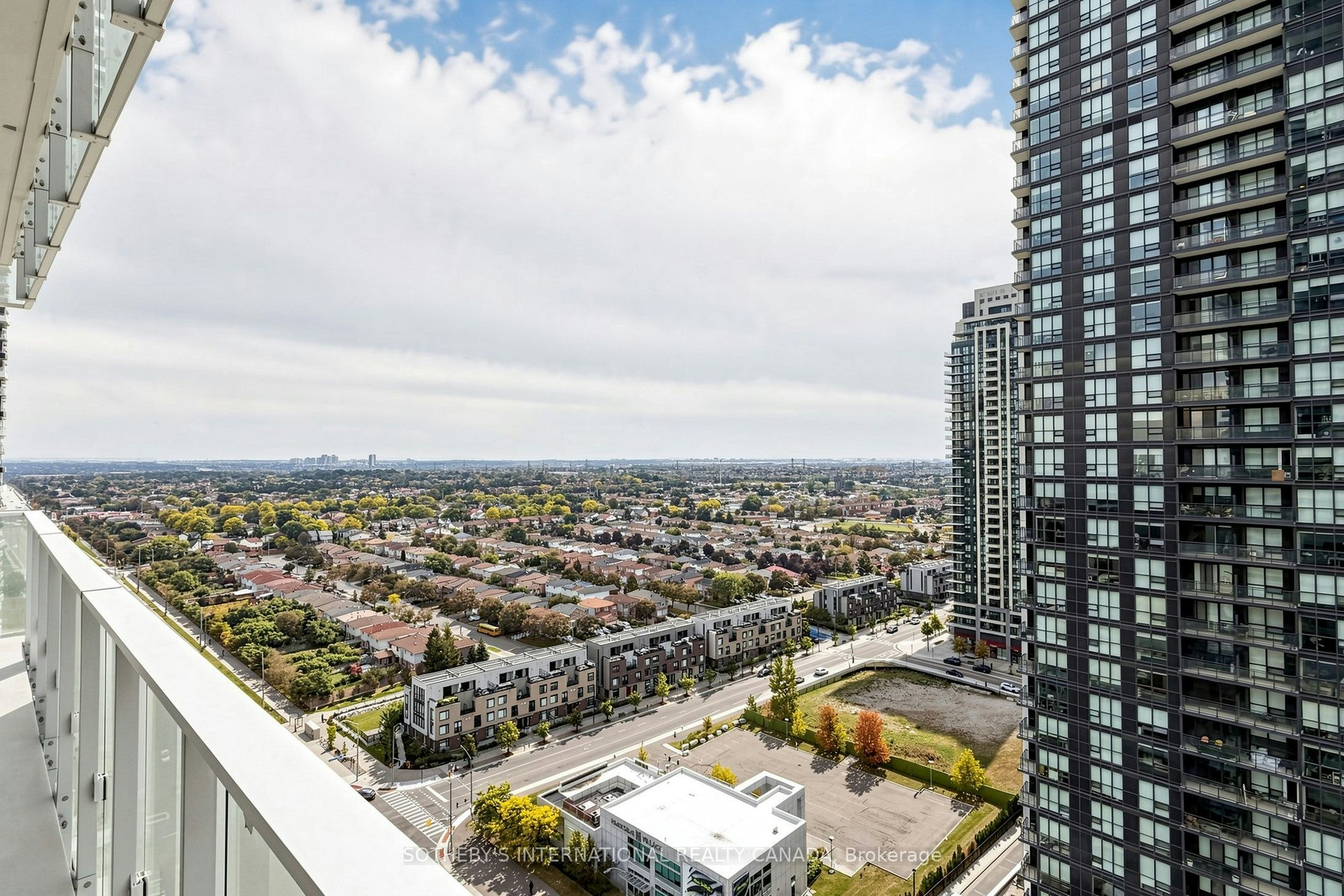 1809-3900 Confederation Parkway, Mississauga, ON, L5B 0M3 - 32