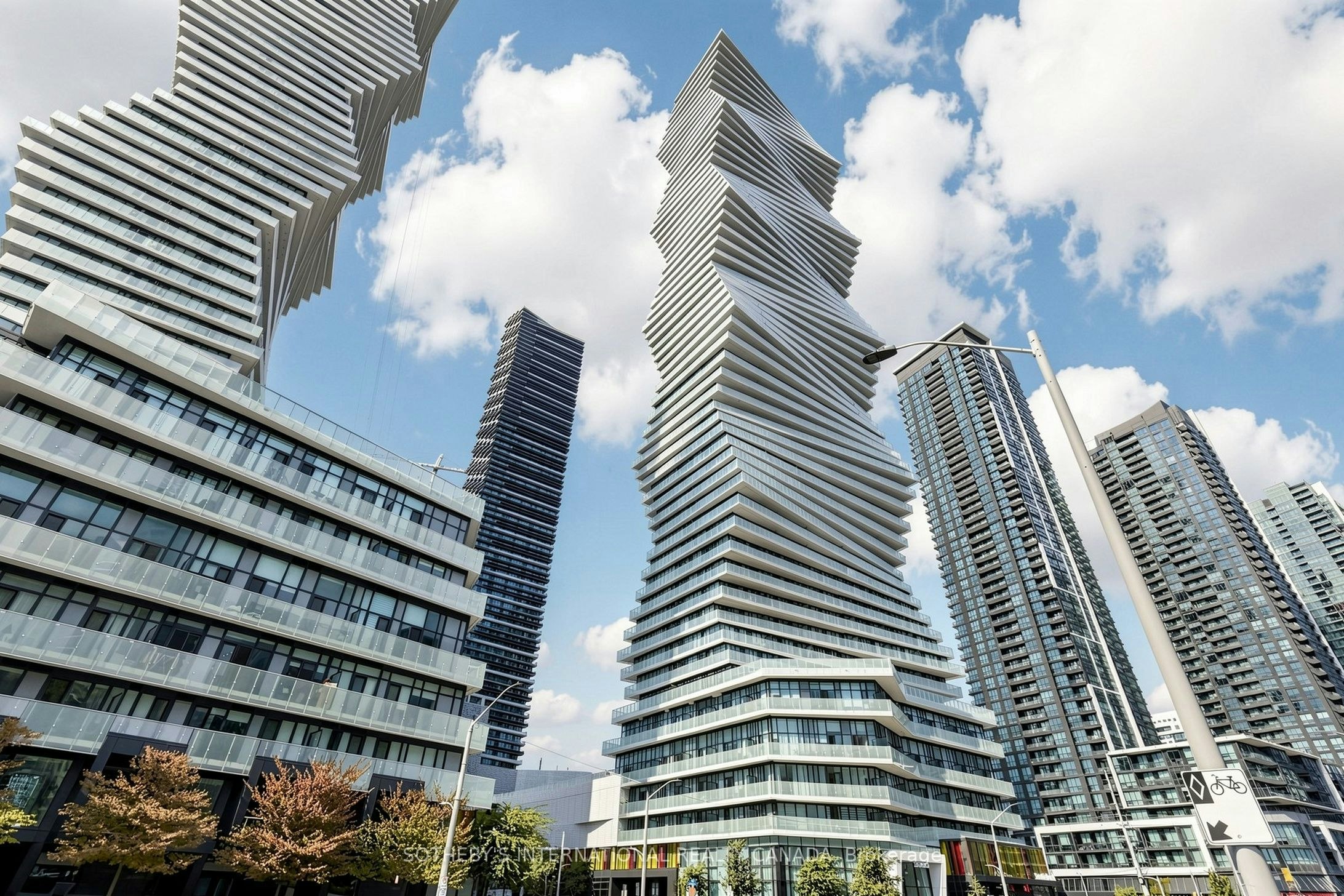 1809-3900 Confederation Parkway, Mississauga, ON, L5B 0M3 - 48