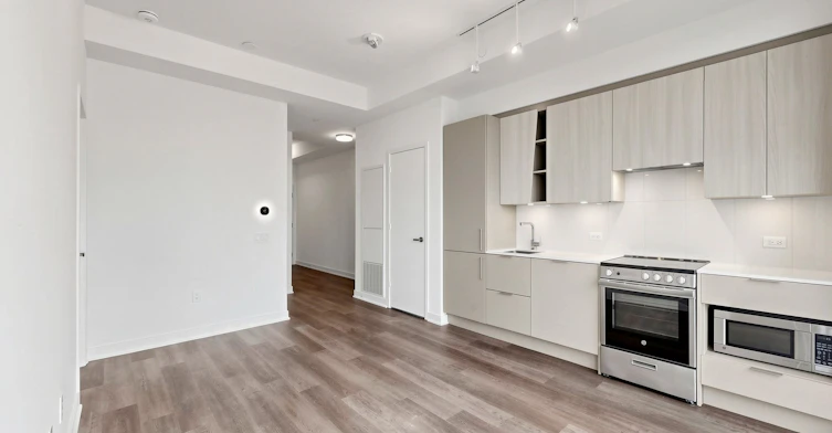 1809-3900 Confederation Parkway, Mississauga, ON, L5B 0M3 - 8