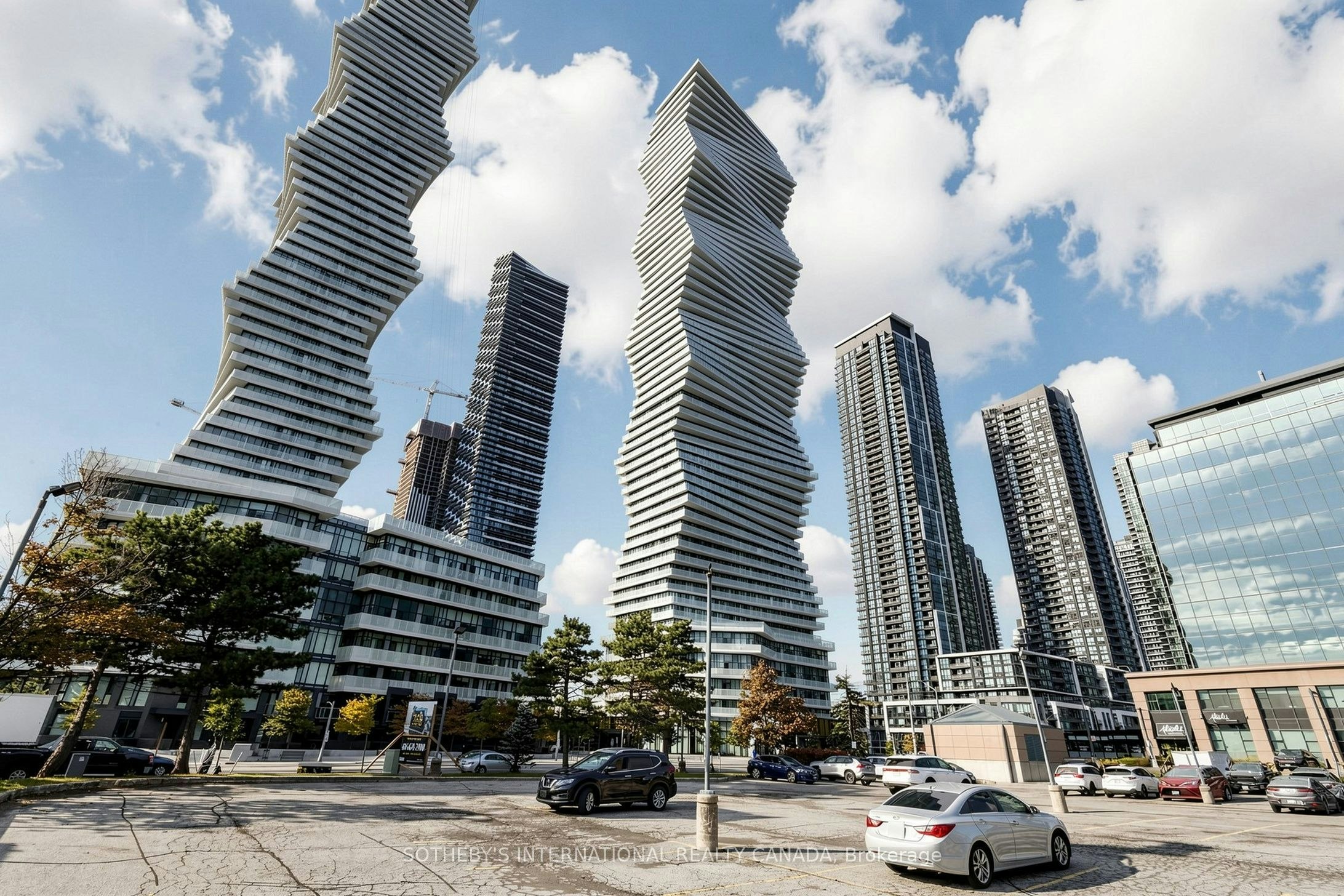 1809-3900 Confederation Parkway, Mississauga, ON, L5B 0M3