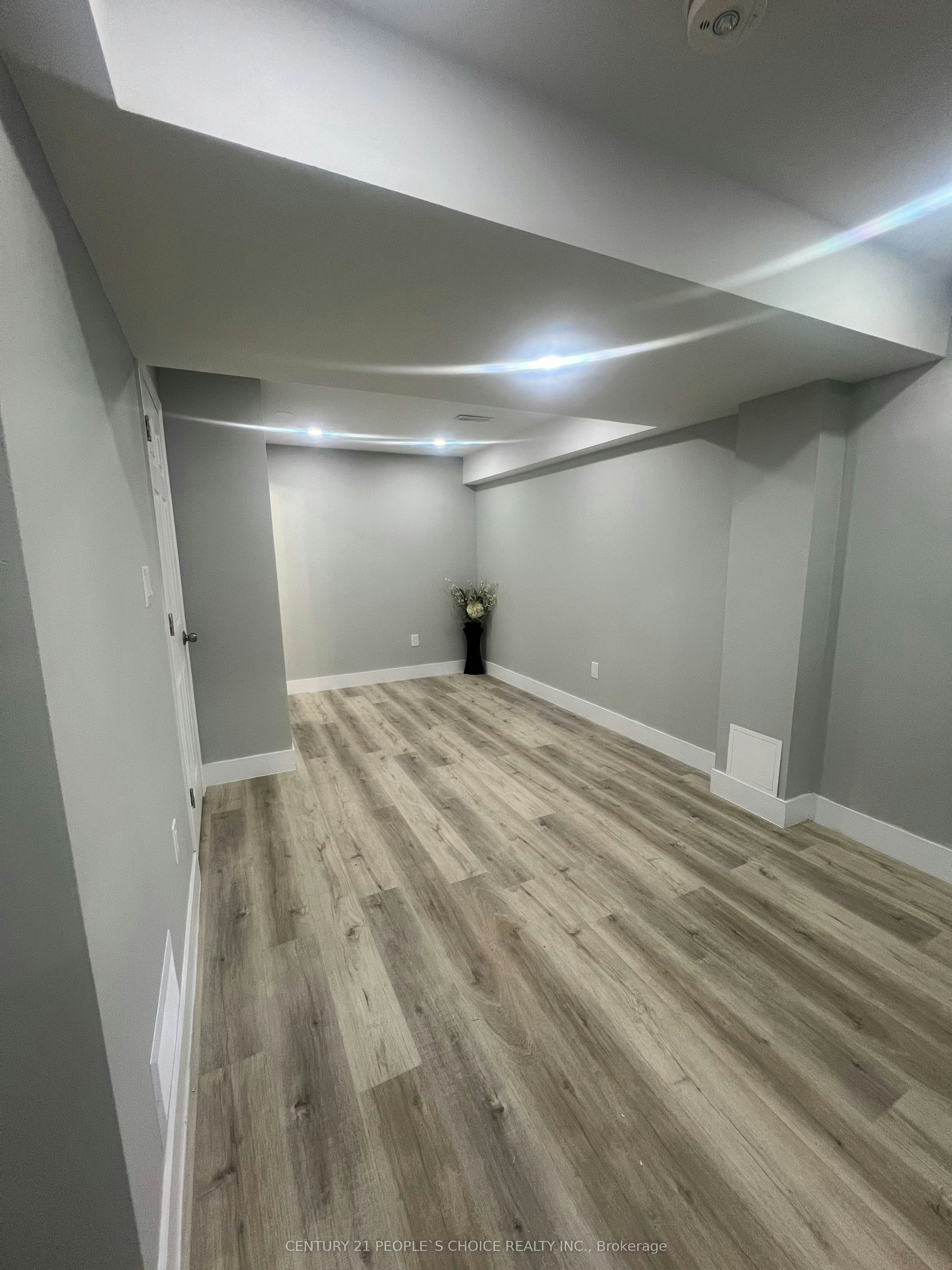 Lower-27 Callandar Road, Brampton, ON, L7A 4T8 - 3
