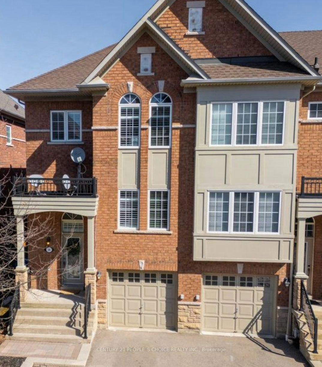 24-230 Paisley Boulevard W, Mississauga, ON, L5B 0C5