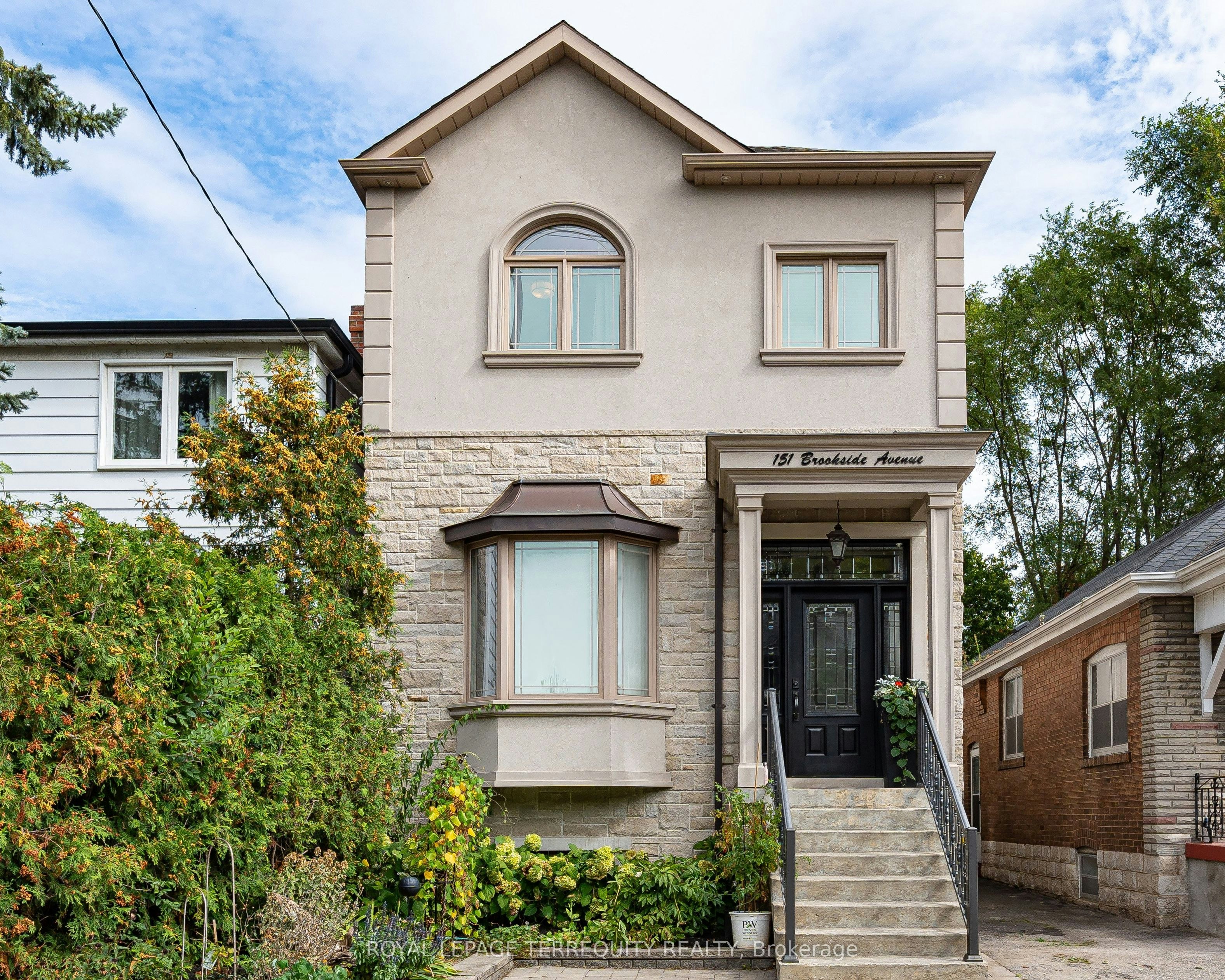 151 Brookside Avenue, Toronto, ON, M6S 4G8