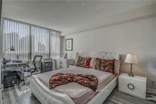 1908-285 Enfield Place, Mississauga, ON, L5B 4L8 - 11