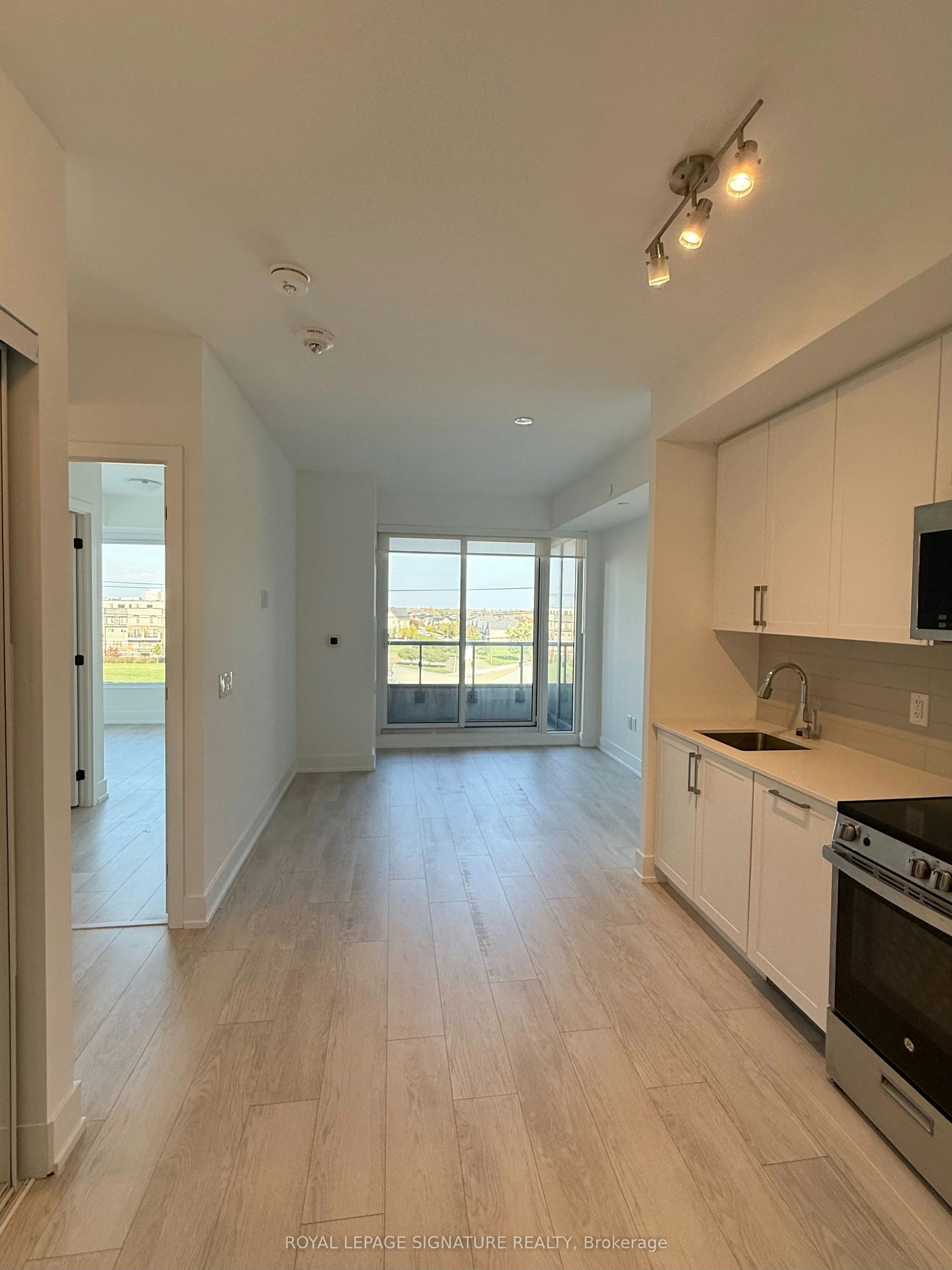 410-2450 Old Bronte Road, Oakville, ON, L6M 5P6 - 3