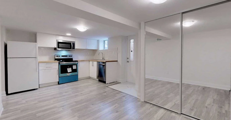 Lower-126 Armstrong Avenue, Toronto, ON, M6H 1V8