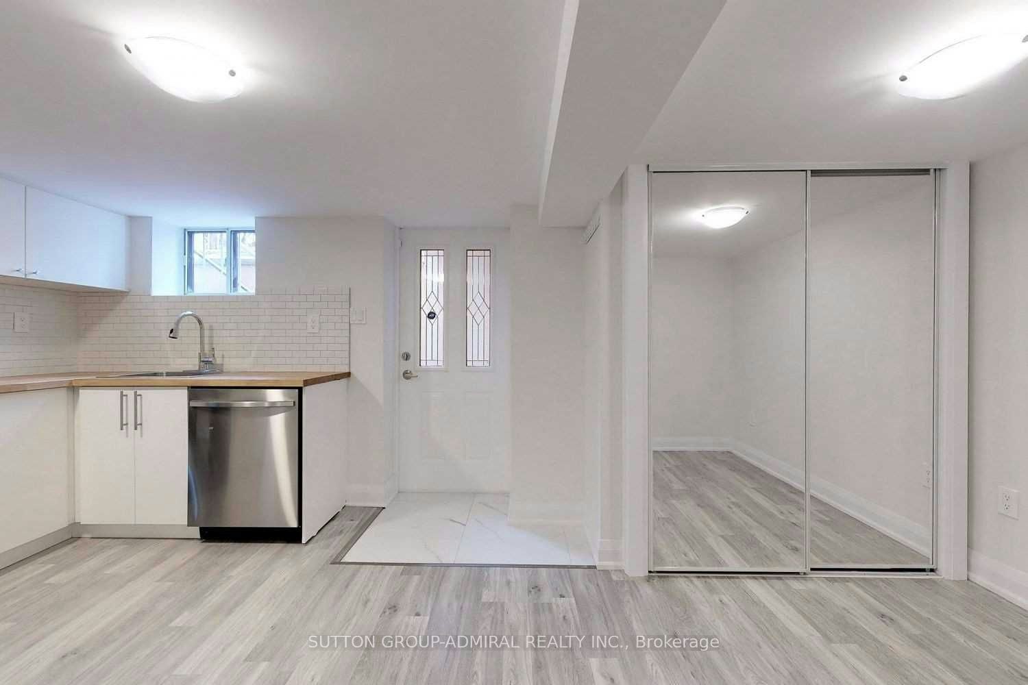 Lower-126 Armstrong Avenue, Toronto, ON, M6H 1V8 - 8
