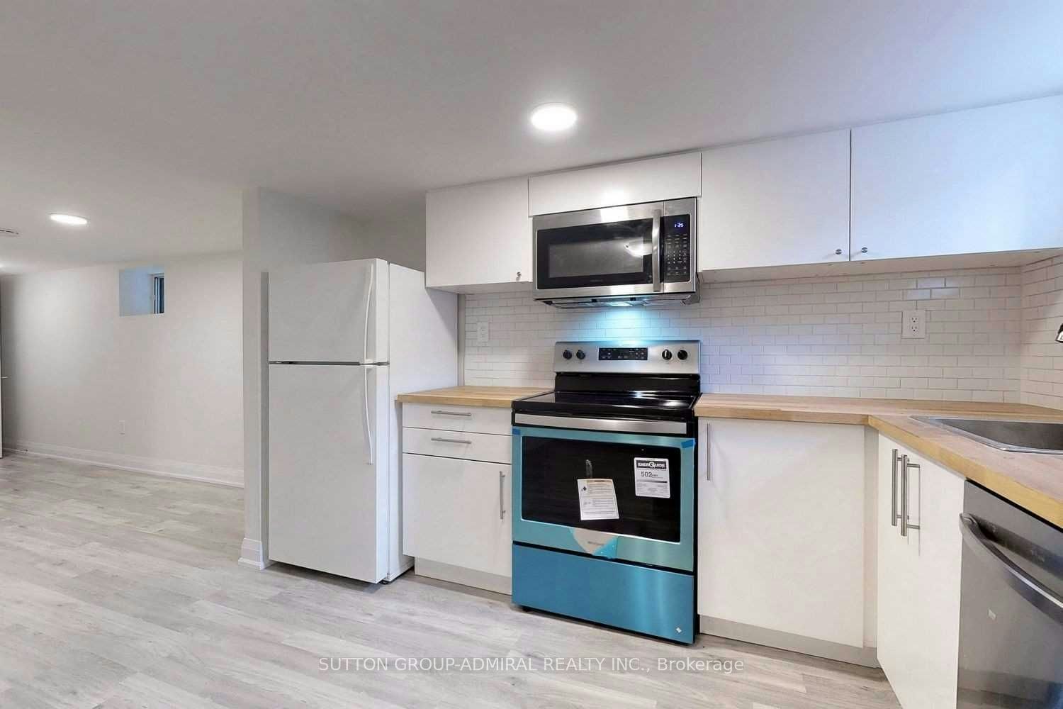 Lower-126 Armstrong Avenue, Toronto, ON, M6H 1V8 - 4