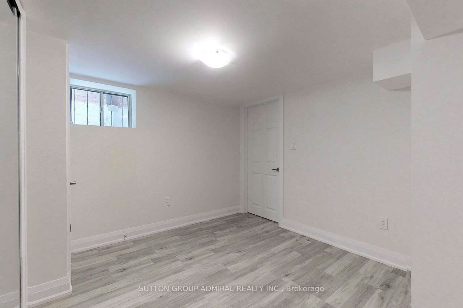 Lower-126 Armstrong Avenue, Toronto, ON, M6H 1V8 - 10
