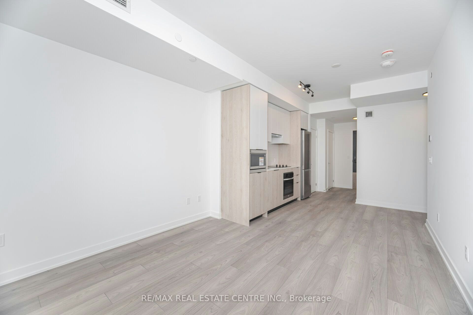 432-1007 The Queensway N/A, Toronto, ON, M8Z 0C6 - 3