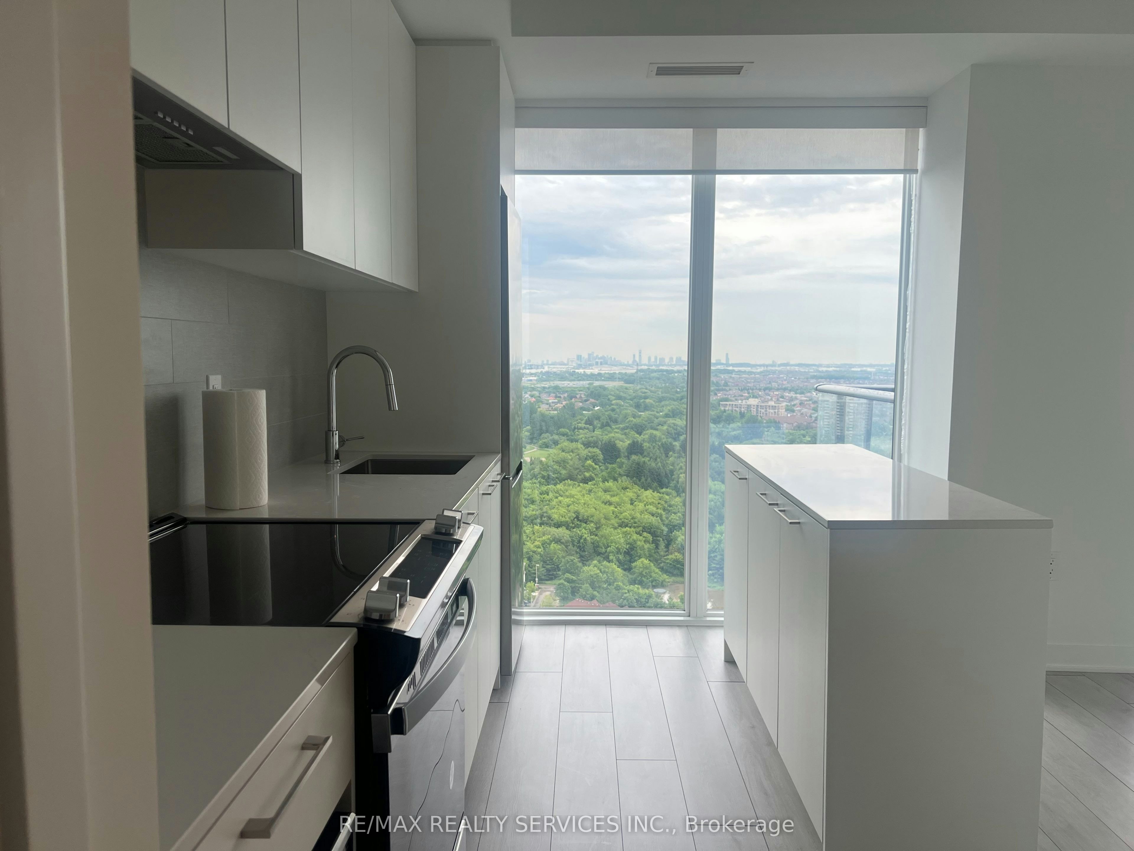 2204-260 Malta Avenue, Brampton, ON, L6Y 6L7