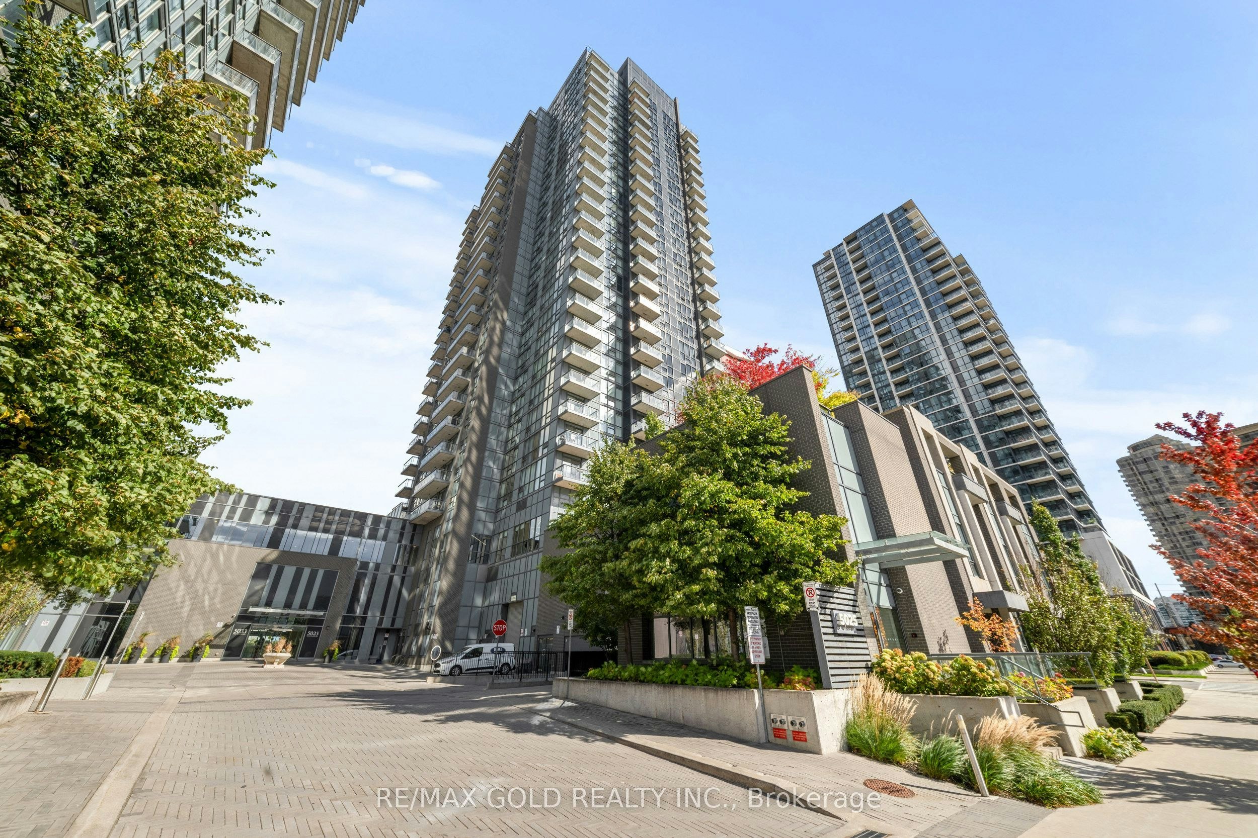 5025 Four Springs Avenue, Mississauga, ON, L5R 0G5