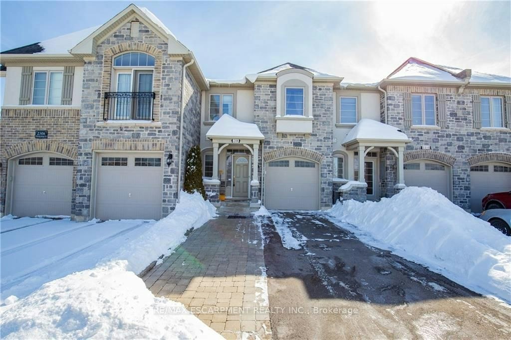 2308 Whistling Springs Crescent, Oakville, ON, L6M 0C5