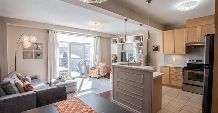 2308 Whistling Springs Crescent, Oakville, ON, L6M 0C5 - 3