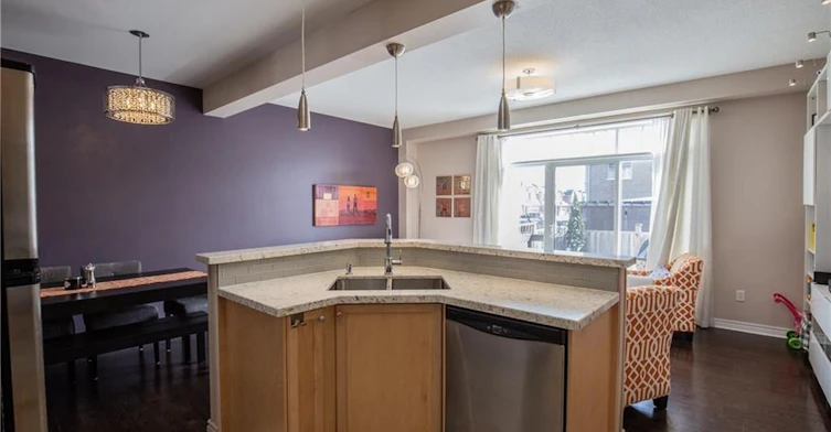 2308 Whistling Springs Crescent, Oakville, ON, L6M 0C5 - 4