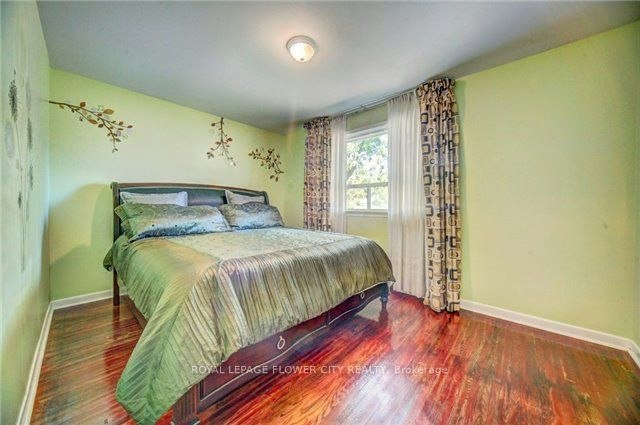20 Dorward Drive, Toronto, ON, M9V 2J6 - 11