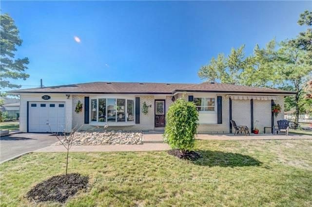 20 Dorward Drive, Toronto, ON, M9V 2J6