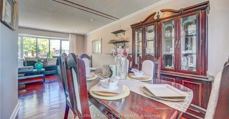 20 Dorward Drive, Toronto, ON, M9V 2J6 - 9