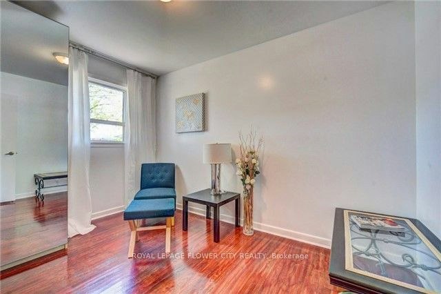20 Dorward Drive, Toronto, ON, M9V 2J6 - 12