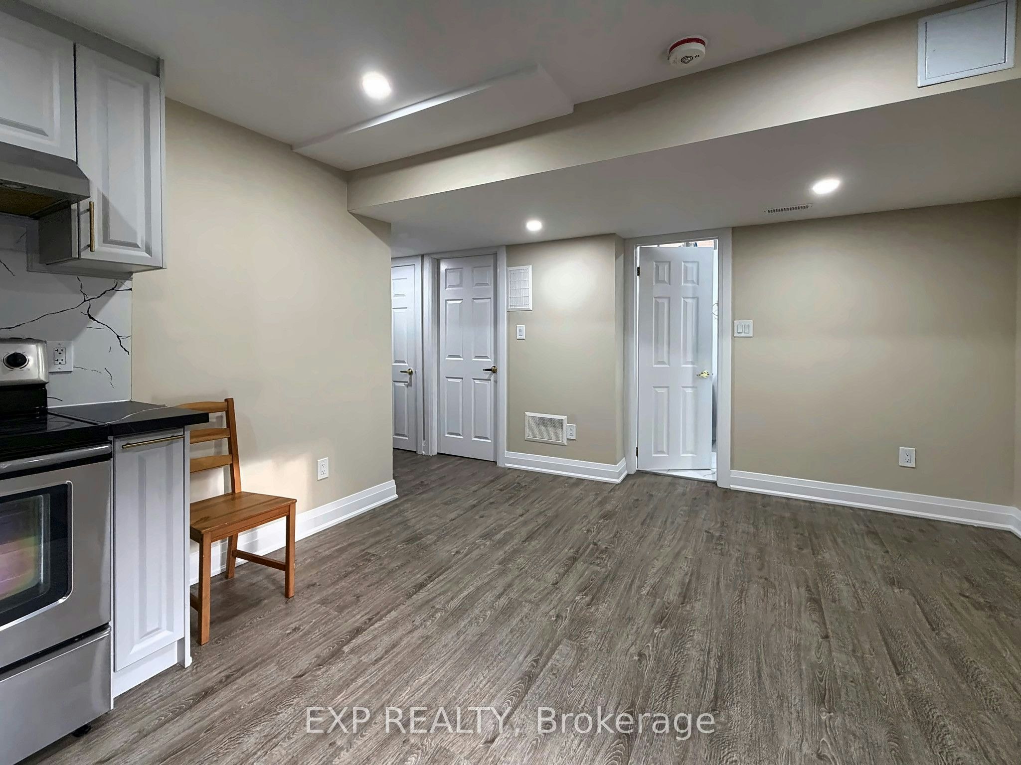 Basement-5896 Chorley Place, Mississauga, ON, L5M 5L7 - 9