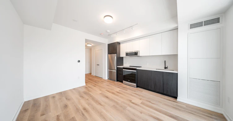 803-5 York Garden Way, Toronto, ON, M6A 2V1 - 7