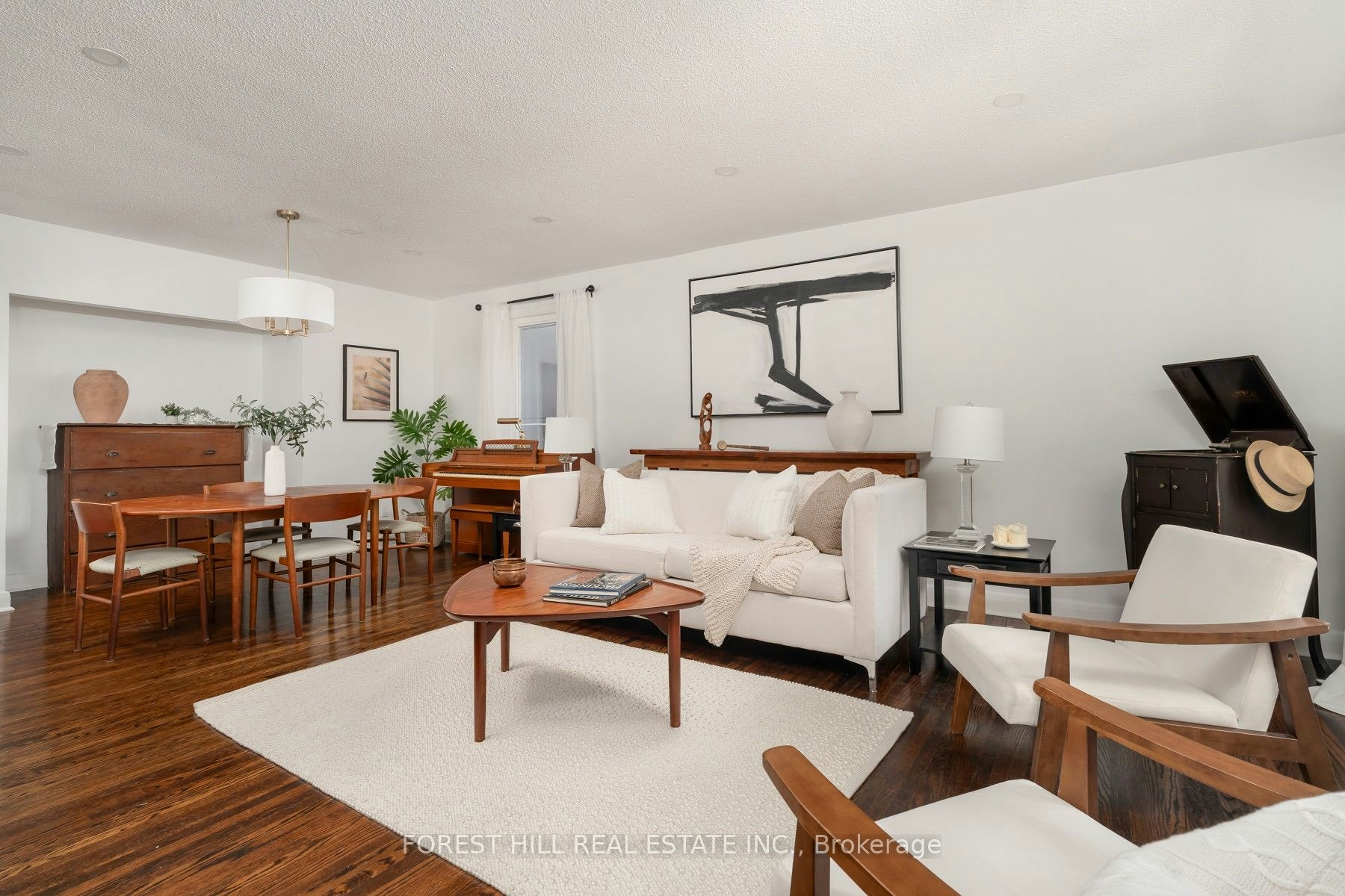 37 Cynthia Road, Toronto, ON, M6N 2P8