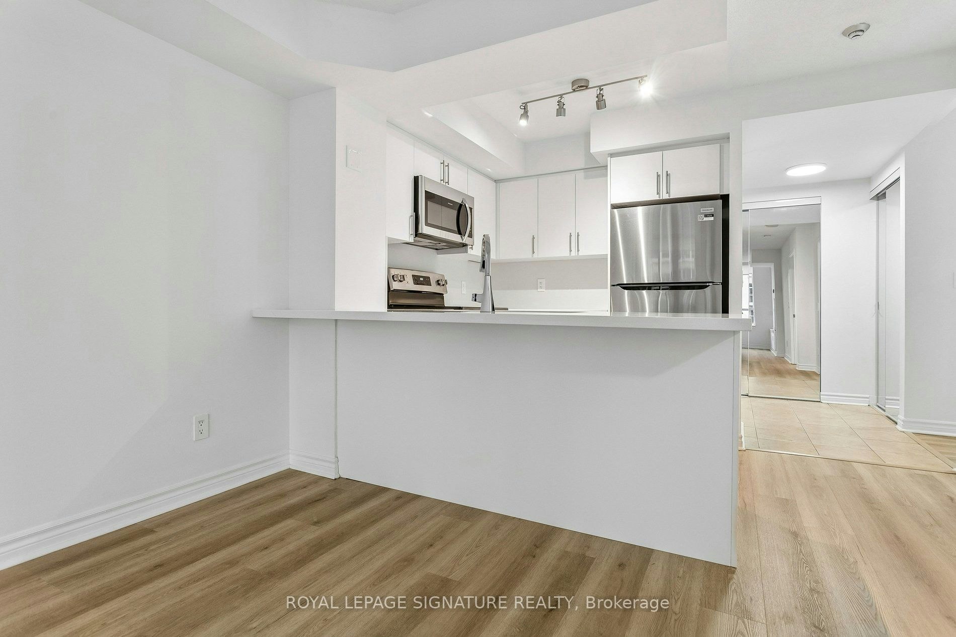 2407-4080 Living Arts Drive, Mississauga, ON, L5B 4N3 - 9