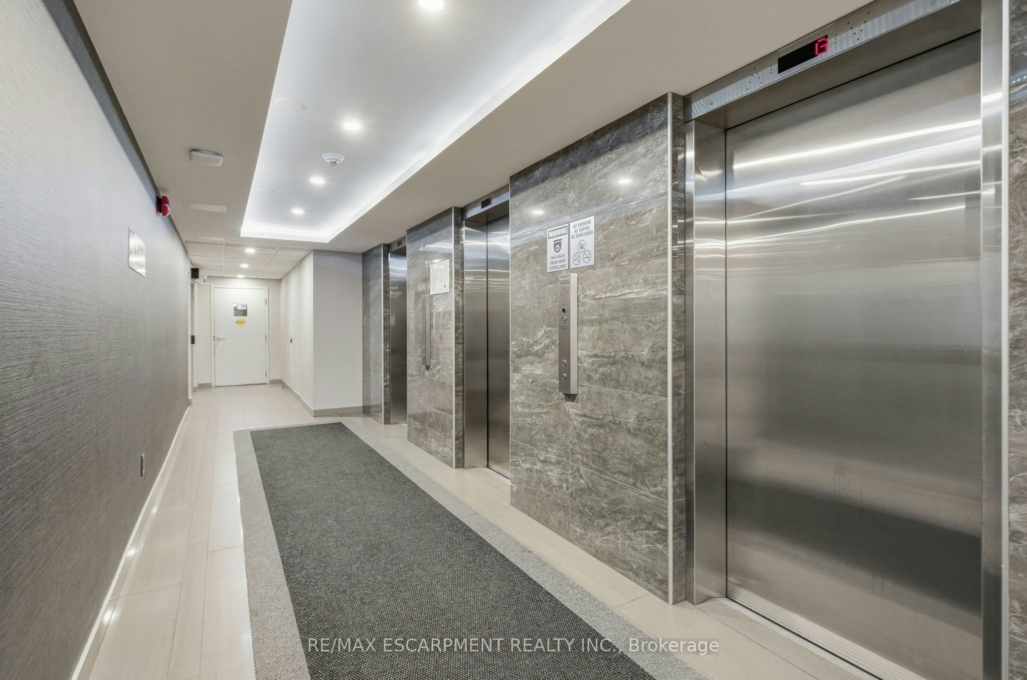 1111-700 Dynes Road - 5