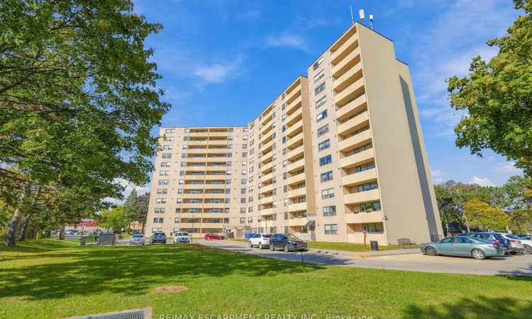 1111-700 Dynes Road