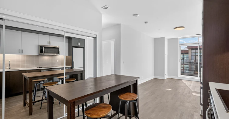 457-1575 Lakeshore Road W, Mississauga, ON, L5J 0B1 - 8