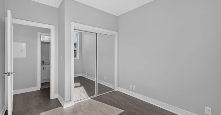 457-1575 Lakeshore Road W, Mississauga, ON, L5J 0B1 - 16