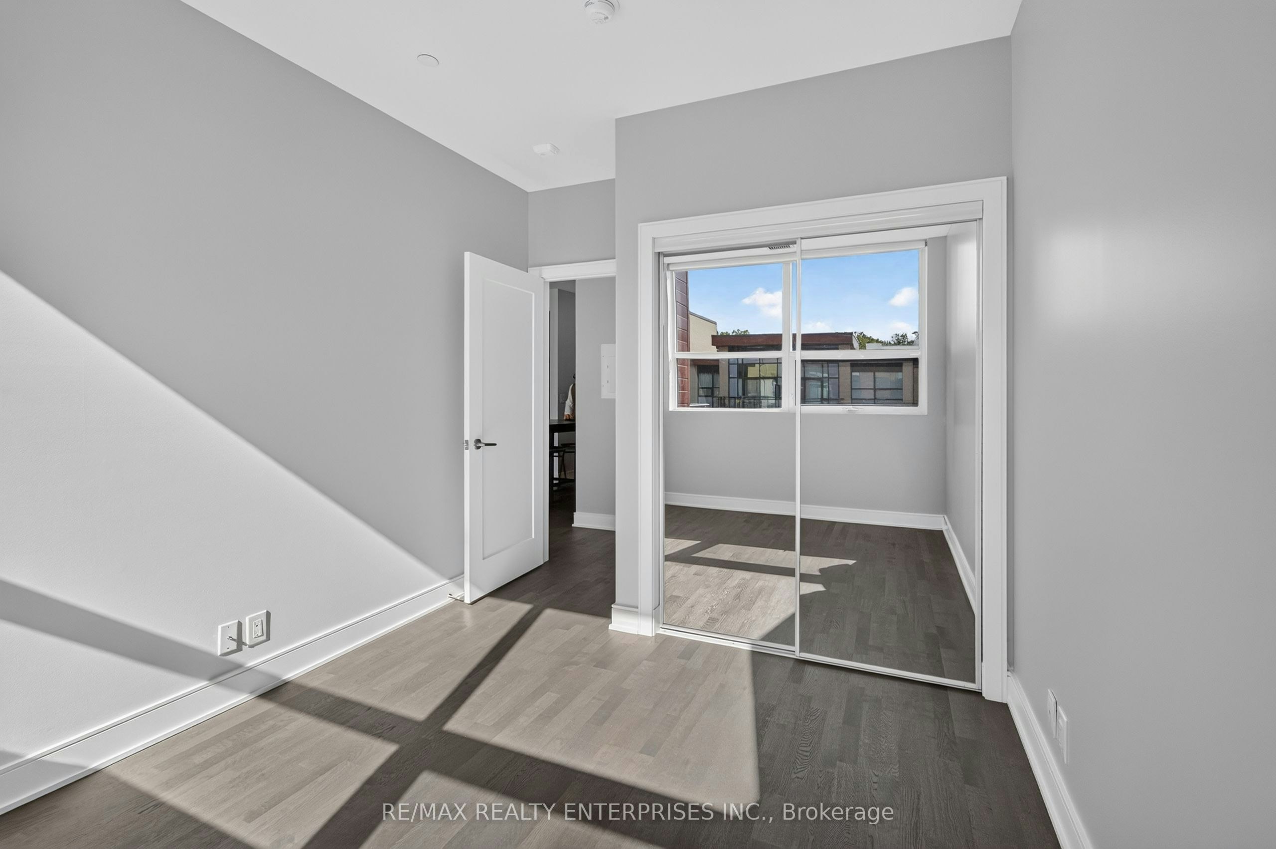 457-1575 Lakeshore Road W, Mississauga, ON, L5J 0B1 - 15