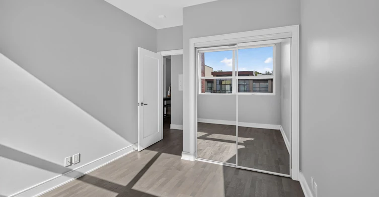 457-1575 Lakeshore Road W, Mississauga, ON, L5J 0B1 - 15