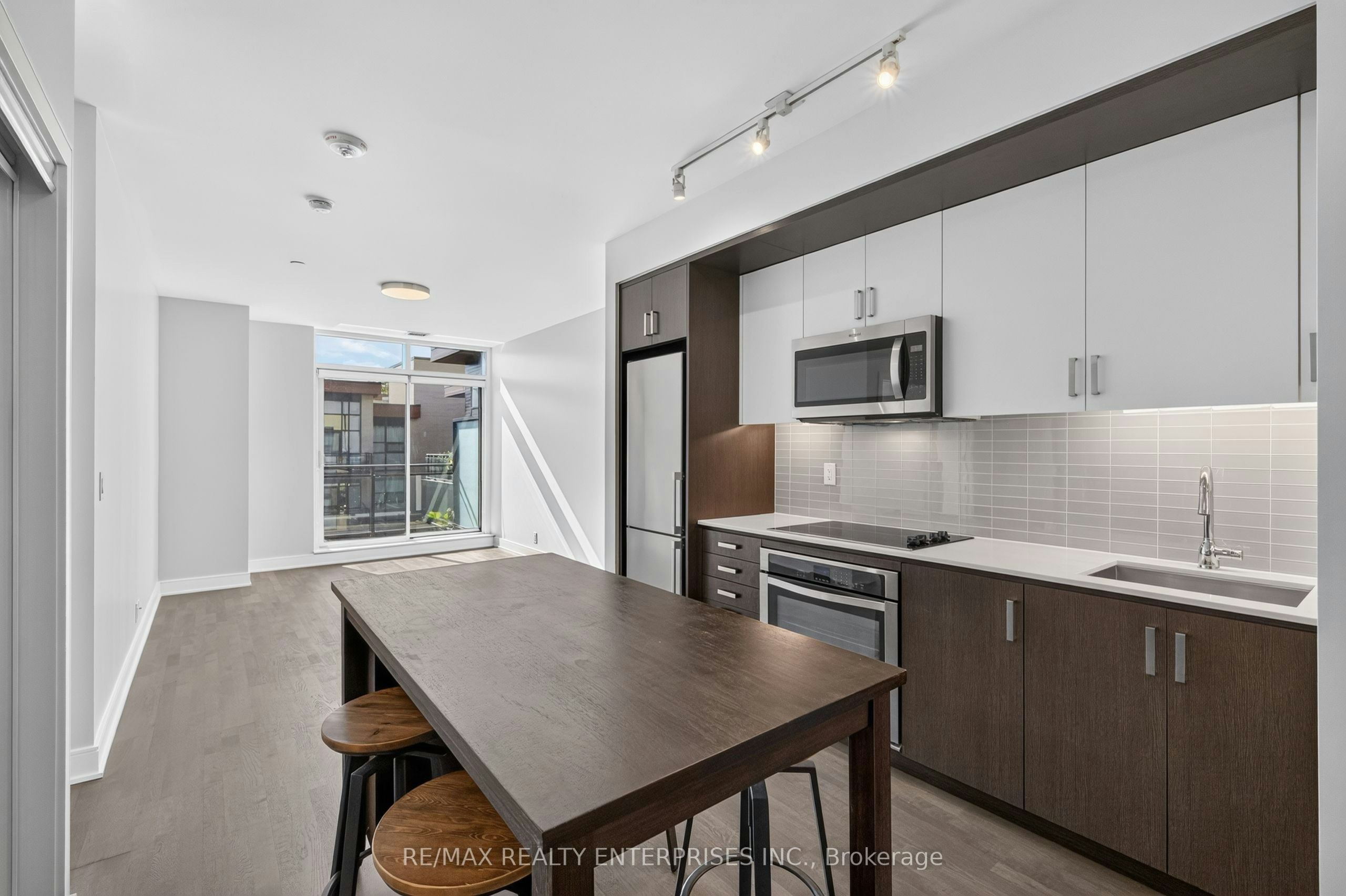 457-1575 Lakeshore Road W, Mississauga, ON, L5J 0B1 - 3