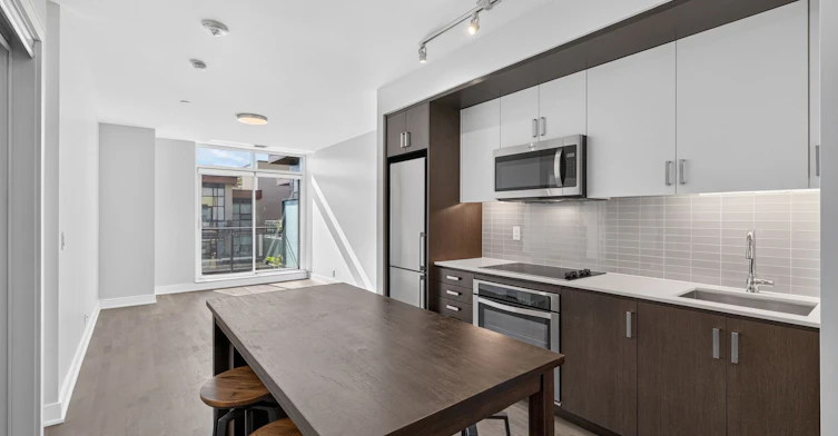 457-1575 Lakeshore Road W, Mississauga, ON, L5J 0B1 - 3