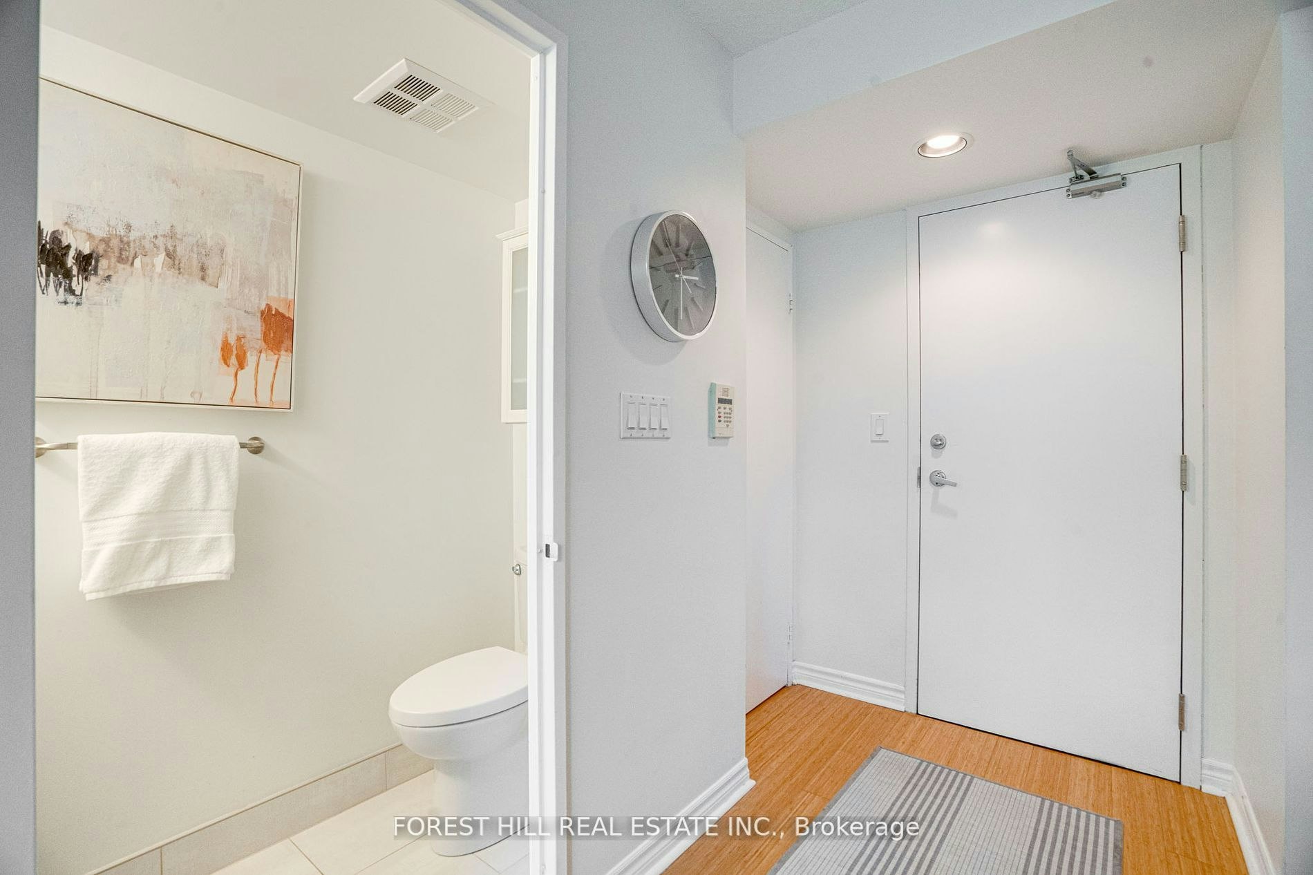 212-200 Manitoba Street, Toronto, ON, M8Y 3Y9 - 3