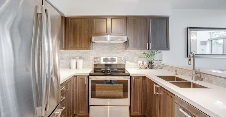 212-200 Manitoba Street, Toronto, ON, M8Y 3Y9 - 5