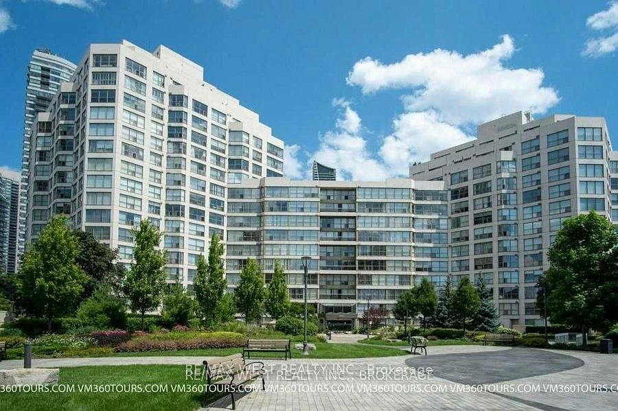 NPH7-2261 Lake Shore Boulevard W, Toronto, ON, M8V 3X1