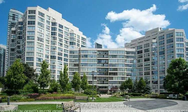 NPH7-2261 Lake Shore Boulevard W